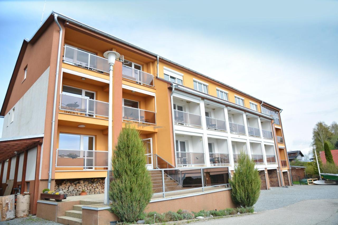 Pension Calla Dolni Vltavice Bagian luar foto
