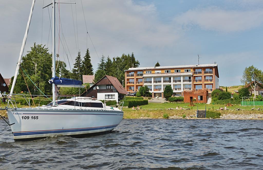 Pension Calla Dolni Vltavice Bagian luar foto
